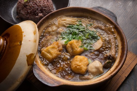 Fortifying: Hokkien-style bak kut teh at  Aunty Franklee.