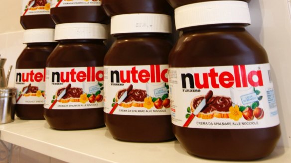 The palm oil in Nutella is not a cancer risk says its maker.