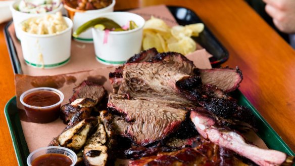 Meat plate at Bovine & Swine.