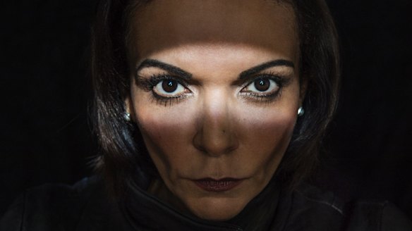 Portrait of Dr Anne Aly.