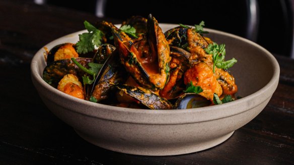 Curried mussels and potato gems.