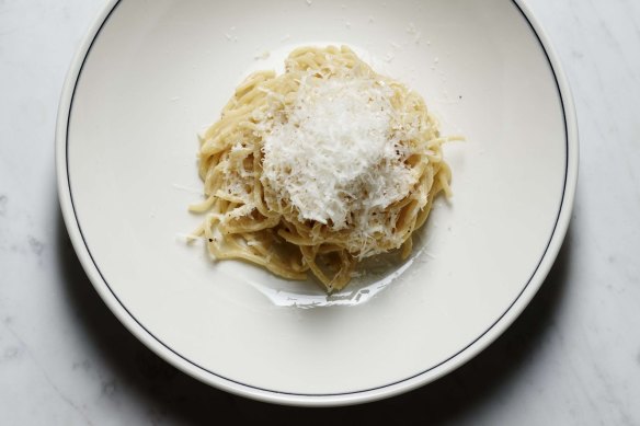 The lunchtime lure of $15 cacio e pepe.