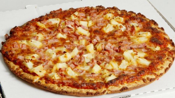  Pineapple on pizza: Gordon Ramsay not a fan, Justin Bieber is. 