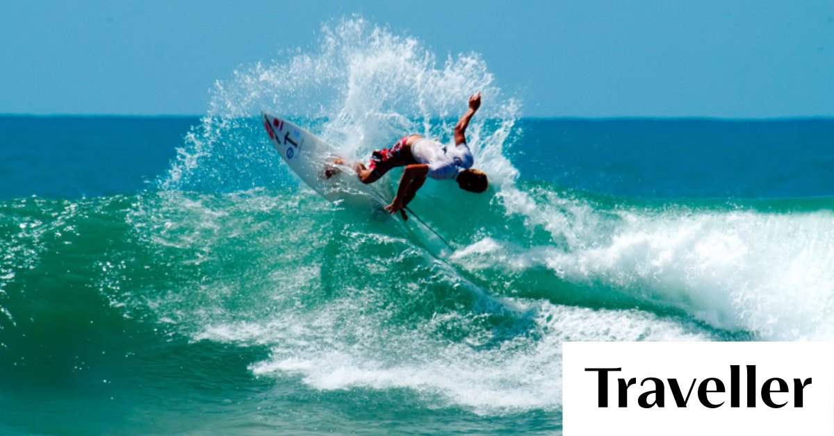 Sri Lanka surfing lessons Weligama Bay