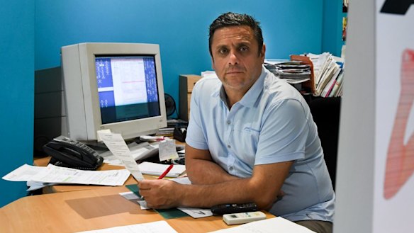 Con Passas lives and works at Waterloo.