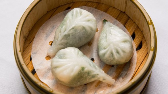 Steamed spinach dumplings. 