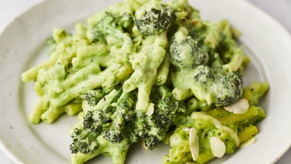 Jamie Oliver's quick green pasta.