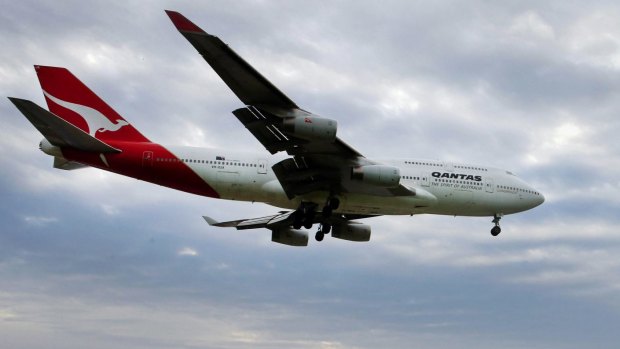 A Qantas 747 was involved in a "serious" mid-air incident between Melbourne and Hong Kong.