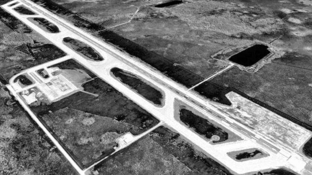 An aerial view of the runway in 1995.