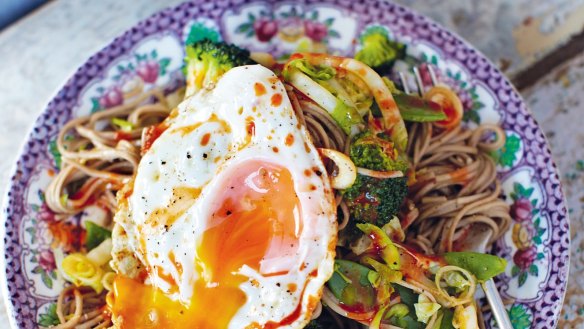 Jamie Oliver's hungover noodles with crunchy veg, egg noodles and a runny egg.