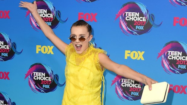 Millie Bobby Brown made a grand entrance at the Teen Choice Awards in 2017. 