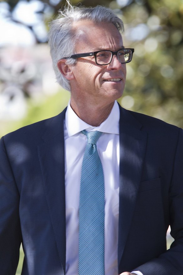 Former Canberra Grammar School student David Gallop has been awarded a medal in the Order of Australia.