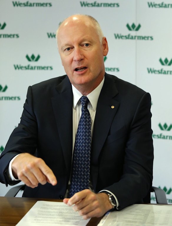 Wesfarmers chief Richard Goyder has done the right thing by pulling the Officeworks float. 