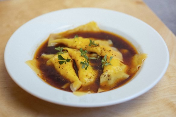 Must-try: Steamed prawn dumplings with Sichuan chilli dressing.