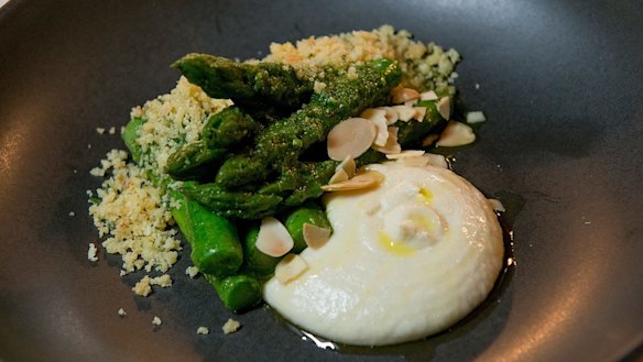 The asparagus, almond & sorrel dish. 
