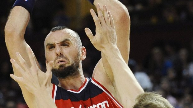 Wizards land Marcin Gortat in trade with Suns