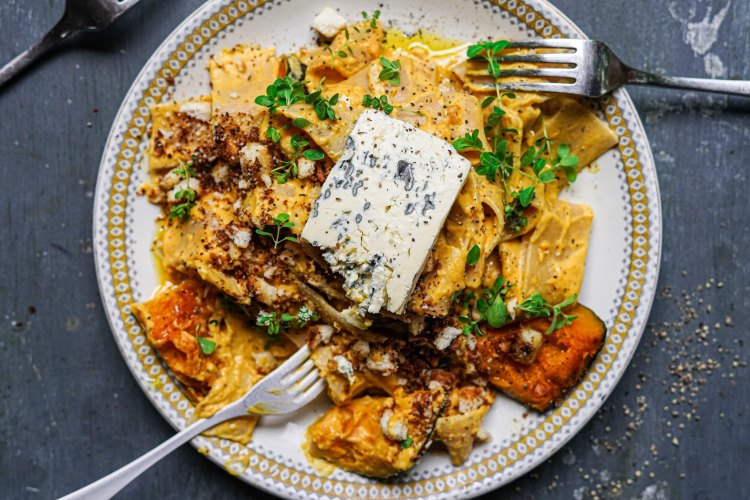 Creamy pumpkin and blue cheese pasta. 