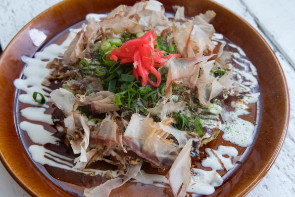 Osaka-style okonomiyaki at Papirica.