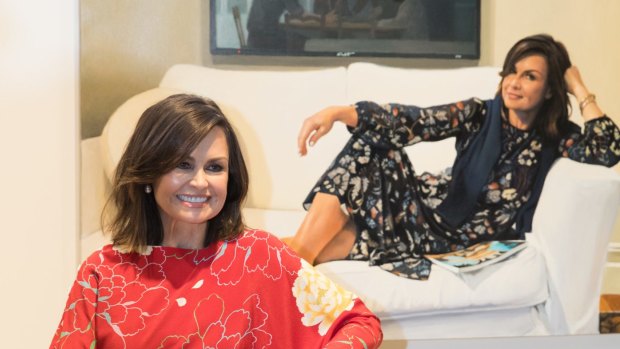 Lisa Wilkinson with Peter Smeeth's portrait  that won the Packing Room Prize at the Archibald Prize.