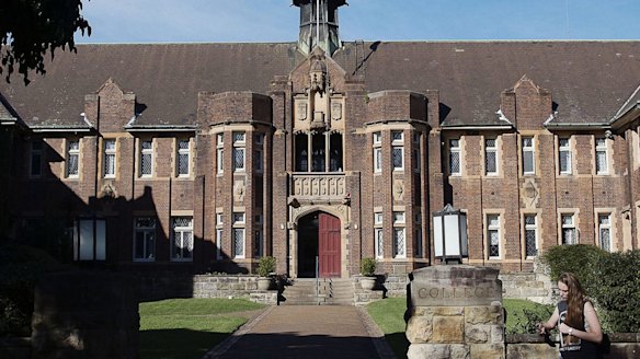 Sydney University residential colleges will not be required to share the findings of a lengthy cultural review with the university or students.