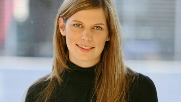 Ms Ellis said the growing pressure on Mrs Bishop to provide details of her trip to Albury required intervention from Mr Abbott.