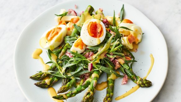 Jamie Oliver's asparagus, eggs and French dressing.