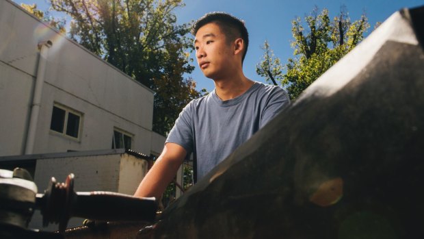 Portrait of ANU graduate and sculptor Anton Poon, who has lived in Canberra since age 13.