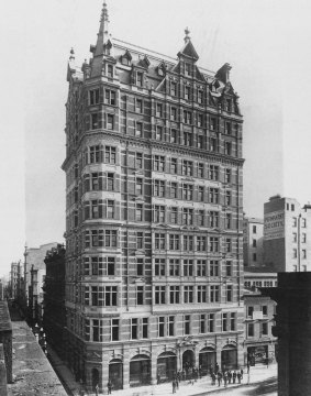 The APA Building was Melbourne's first high-rise building.