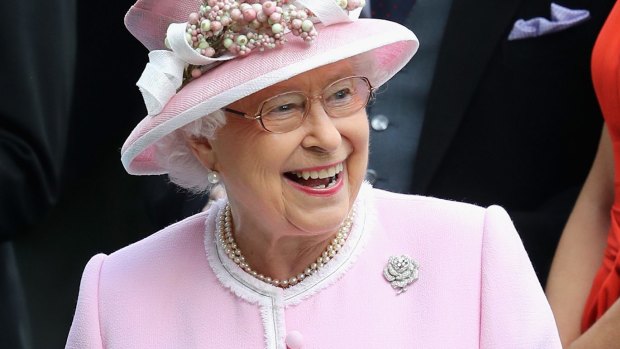 The Queen reportedly asked dinner guests for their thoughts on Brexit. 