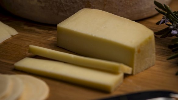 Prom Country Cheese makes a raw sheep's milk cheese, Moyarra Reserve,  in South Gipplsand, the first example in Victoria.
