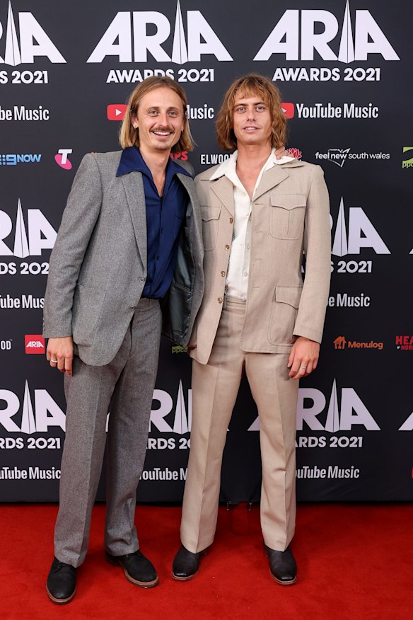  Members of Lime Cordiale Oliver Leimbach and Louis Leimbach attend the 2021 ARIA Awards.