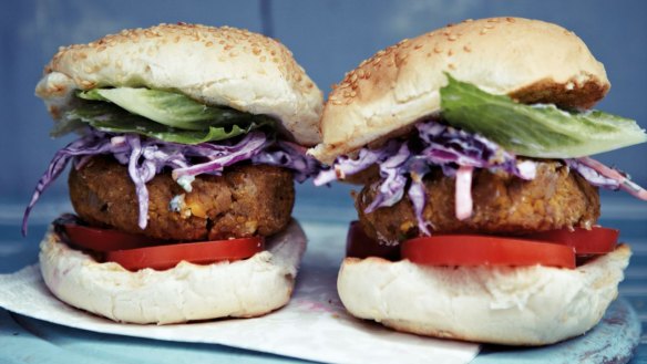 Chickpea burgers with Indian purple coleslaw.