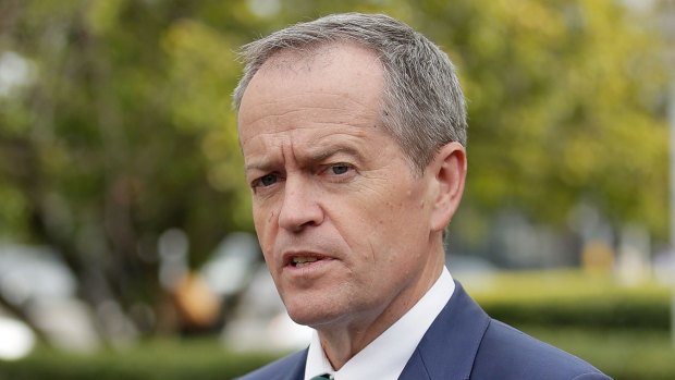Opposition Leader Bill Shorten is meeting with gay groups on the same-sex marriage plebiscite. 