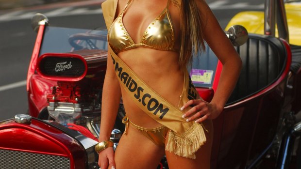 Regular beachgoers are dressing in similar fashion to the Gold Coast's iconic Meter Maids, according to Bill O'Chee.