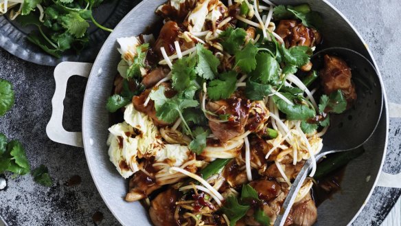 Stir-fried chicken and Chinese cabbage in chilli bean sauce.