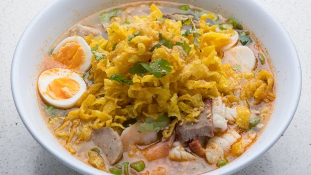 DoDee Paidang's tom yum noodles.