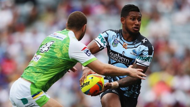 Back to his best: Ben Barba takes on the Raiders at the Auckland Nines.