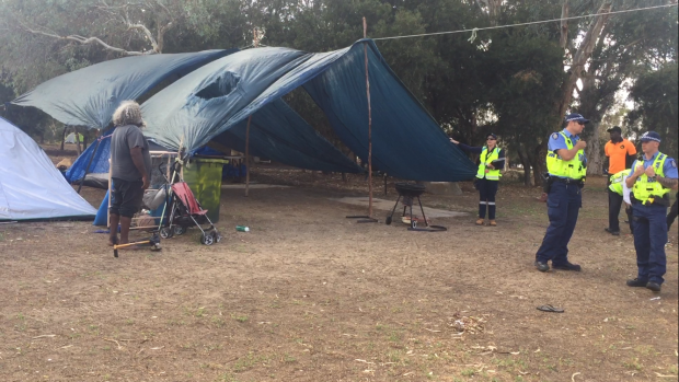 A City of Perth ranger asking if anyone was claiming responsibility for the camp site before it was removed. 