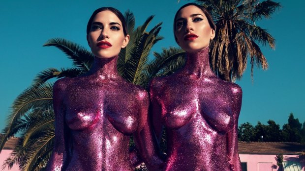 The Veronicas pose  for their new single <i>In My Blood</i>.