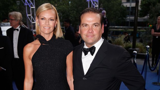 Sarah and Lachlan Murdoch are keen to get back to Sydney for Christmas, a friend of the family says.