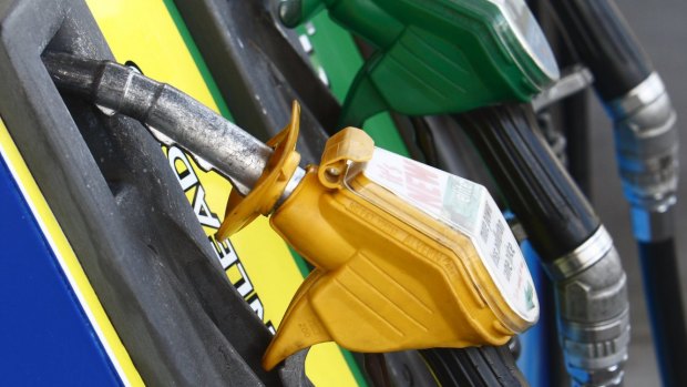 Gasbuddy lets motorists report petrol prices to each other in real-time.