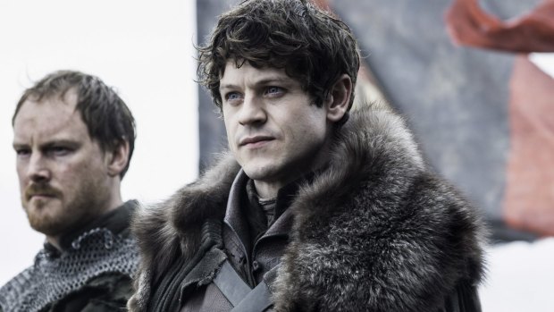 Evil Ramsay Bolton faces the Starks and allies.