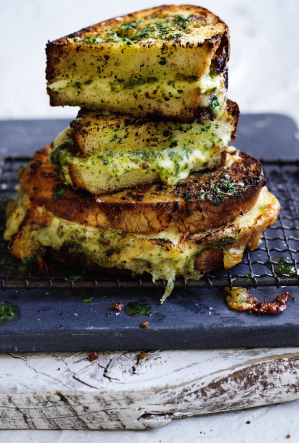 When garlic bread meets cheese toastie.