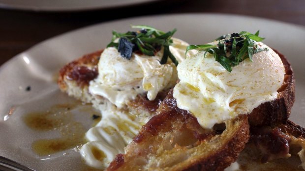 Mmm... A diet high in eggs is not only delicious, but good for you as well, scientists say.