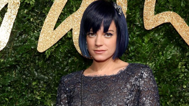 Lily Allen has defended her decision to apologise to a refugee on behalf of the UK.