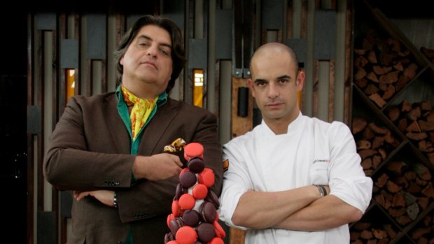 <i>Masterchef</i>'s Matt Preston with Adriano Zumbo and his macaroon tower in 2010.