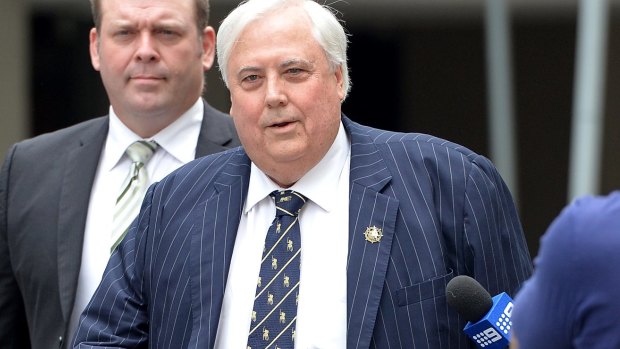 Clive Palmer says he will examine witnesses himself at a hearing into the collapse of Queensland Nickel.