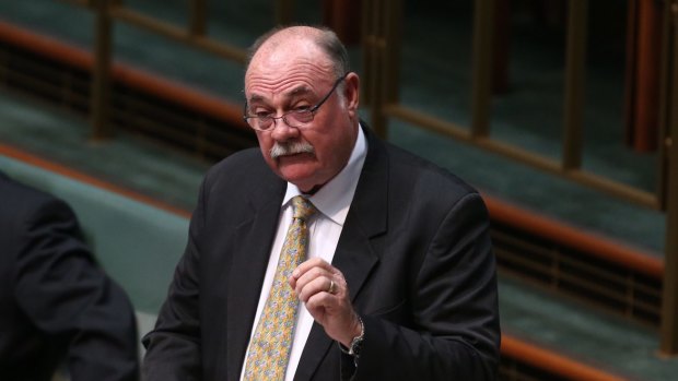 Warren Entsch says Peta Credlin has a nasty streak and her attack on Malcolm Turnbull smacked of sour grapes.