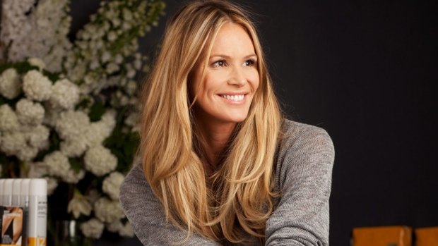 Elle Macpherson carries around a pH balance urine tester kit at all times to check that she's in an alkaline state.