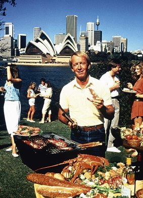 Paul Hogan: "Come and say G'day".
